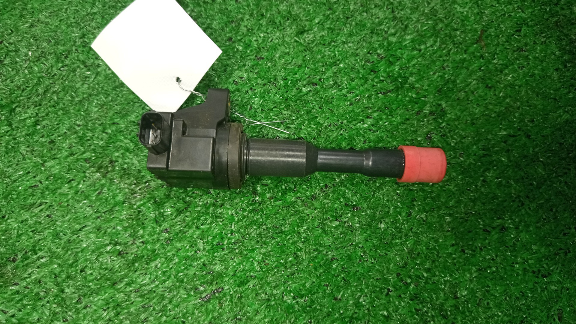 Катушка зажигания HONDA FIT ARIA GD8 L15A 1 ракурс