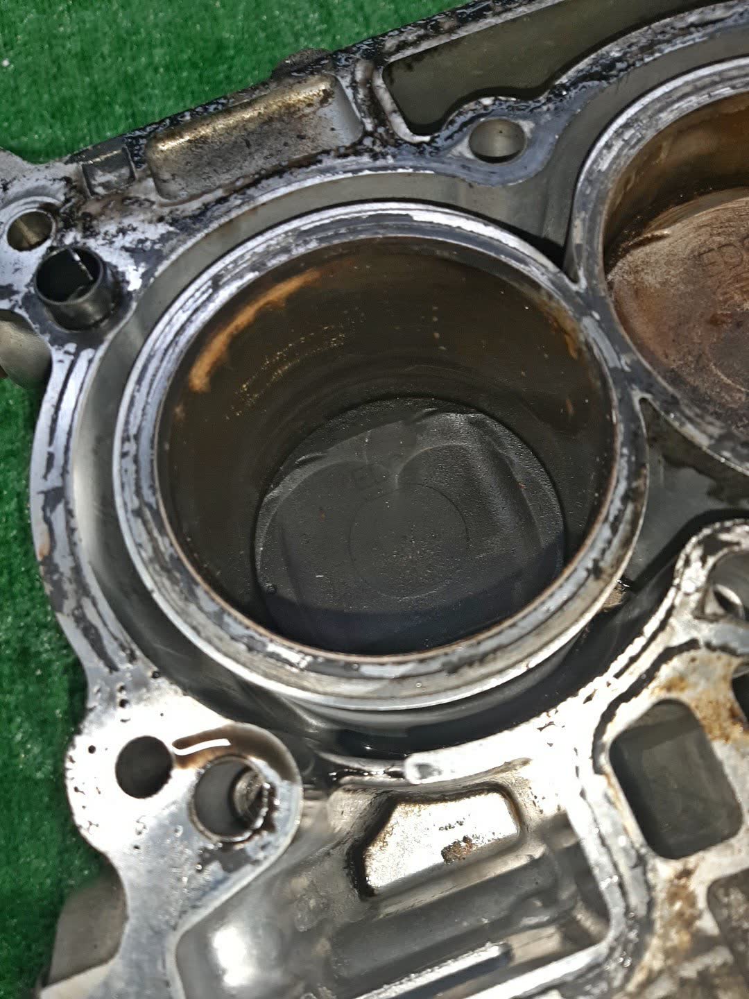 Коленвал NISSAN BLUEBIRD SYLPHY NG11 HR15DE 5 ракурс