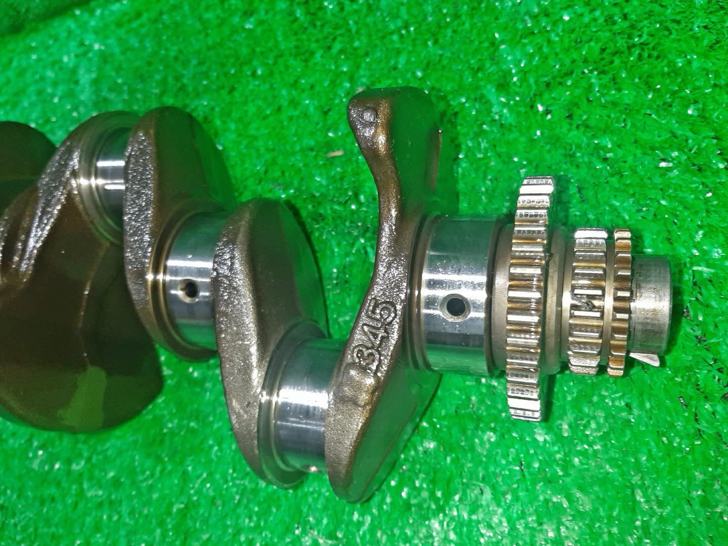 Коленвал NISSAN JUKE NF15 MR16DDT 3 ракурс