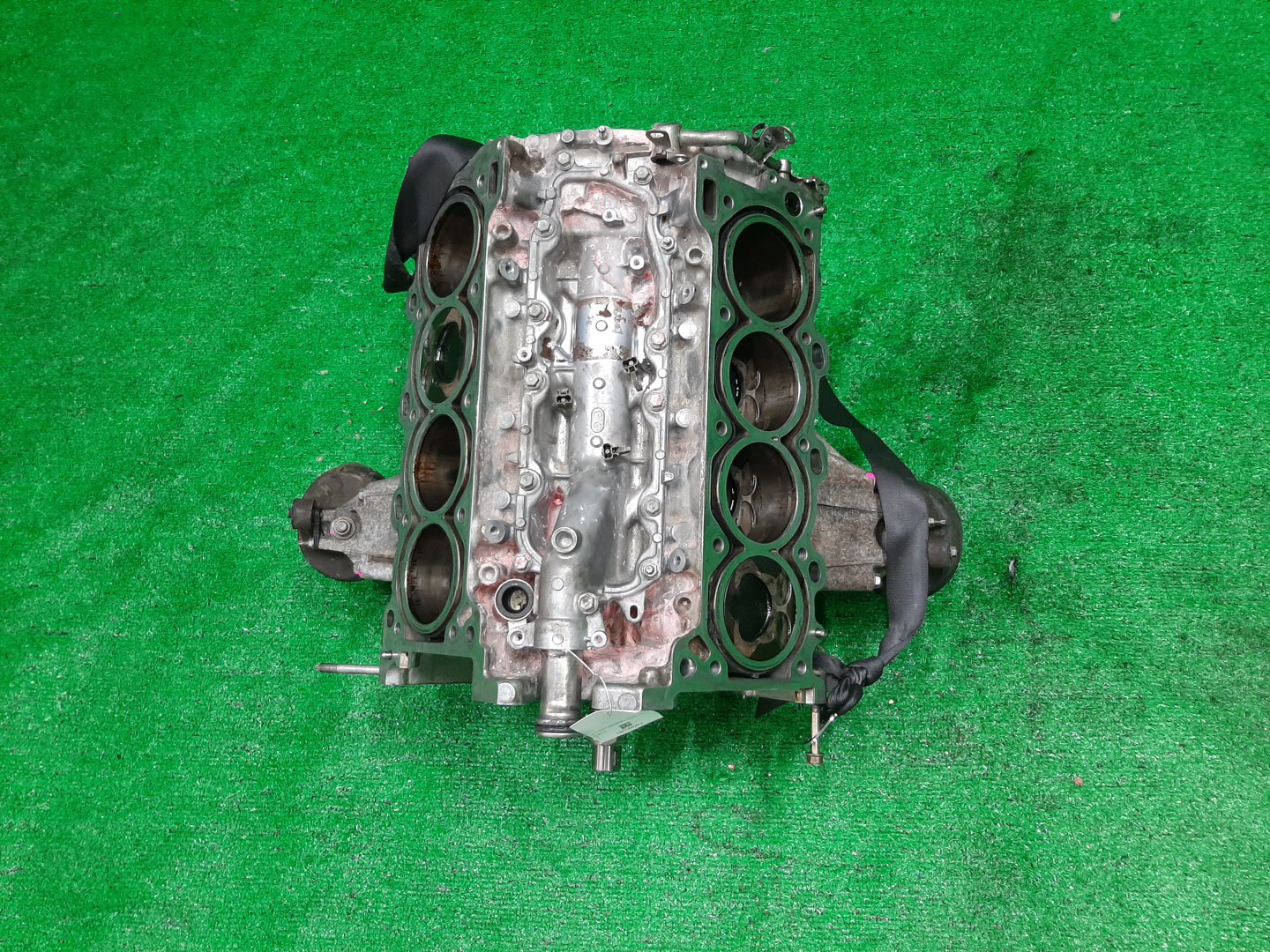 Коленвал LEXUS LS460 USF40 1UR-FSE 1 ракурс