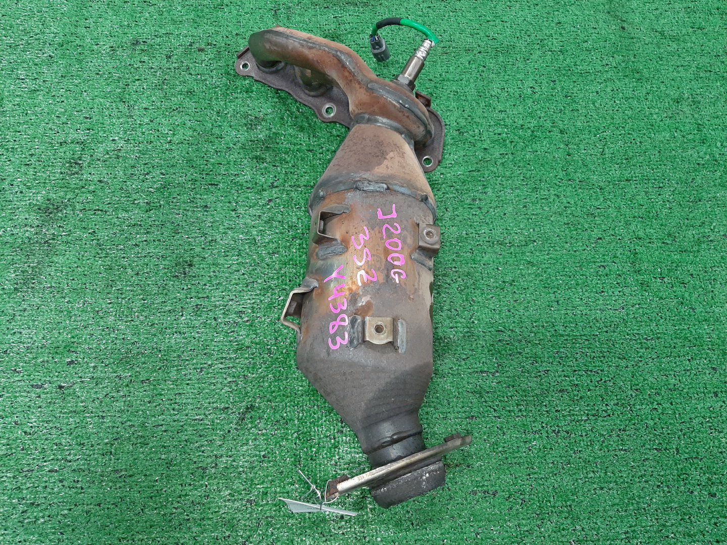 Коллектор TOYOTA RUSH J200E 3SZ-VE 4026 1 ракурс Коллектор TOYOTA RUSH J200E 3SZ-VE 4026 1 ракурс