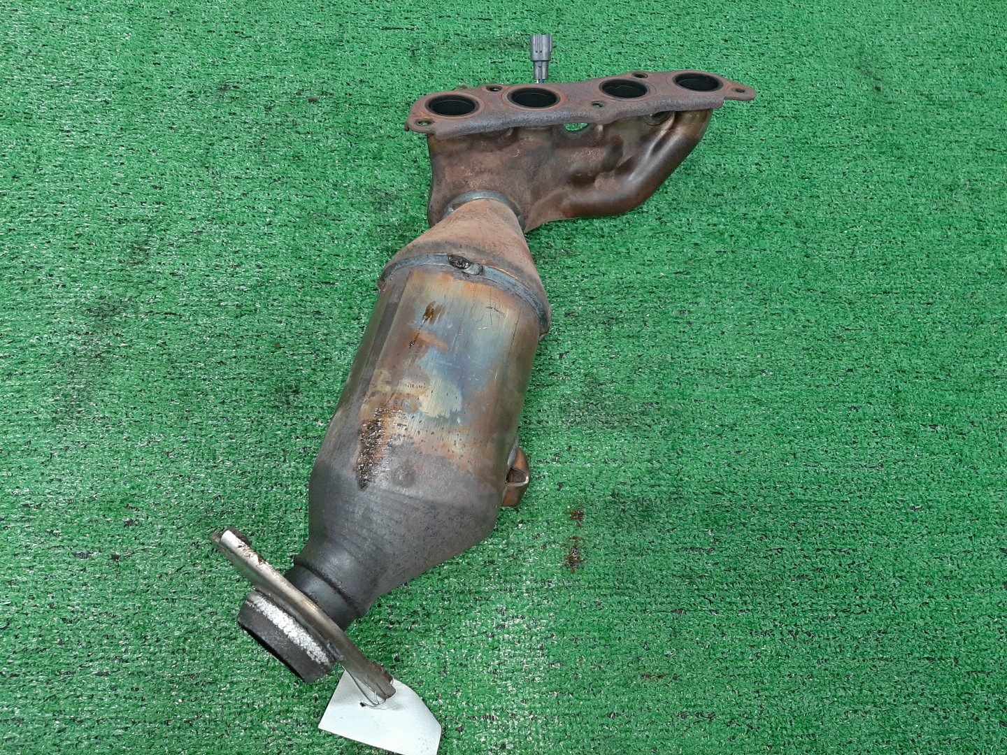 Коллектор TOYOTA RUSH J200E 3SZ-VE 4026 2 ракурс Коллектор TOYOTA RUSH J200E 3SZ-VE 4026 2 ракурс