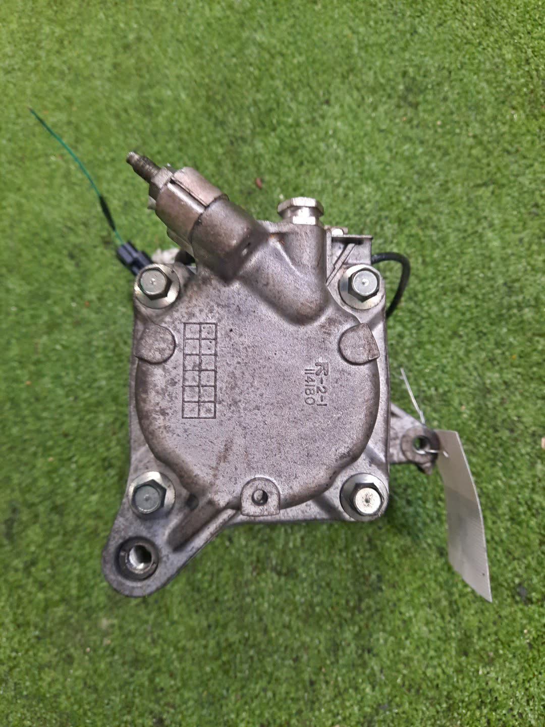 Компрессор кондиционера HONDA N-BOX JF1 S07A STR05 2 ракурс