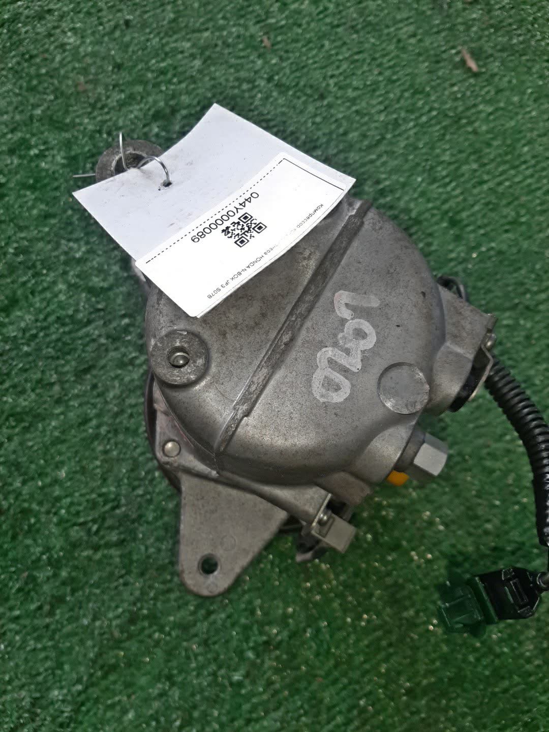 Компрессор кондиционера HONDA N-BOX JF3 S07B 2 ракурс