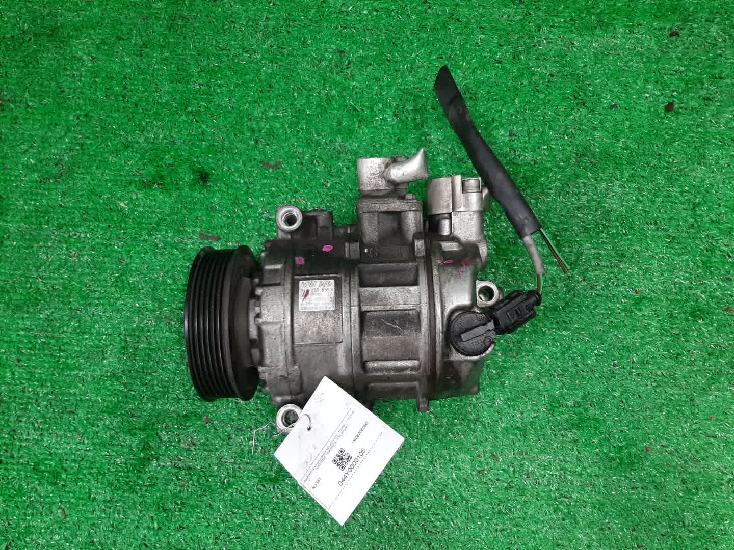 Компрессор кондиционера VOLKSWAGEN TOURAN 1T3 CAVC 1K0820859S 1 ракурс