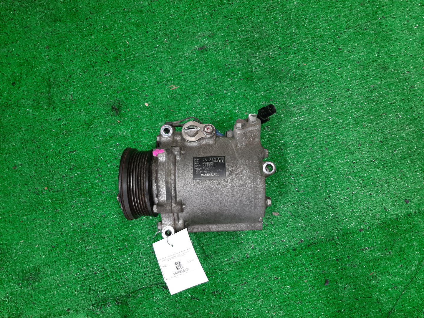 Компрессор кондиционера MITSUBISHI GALANT FORTIS CY4A 4B11 7813A068 1 ракурс