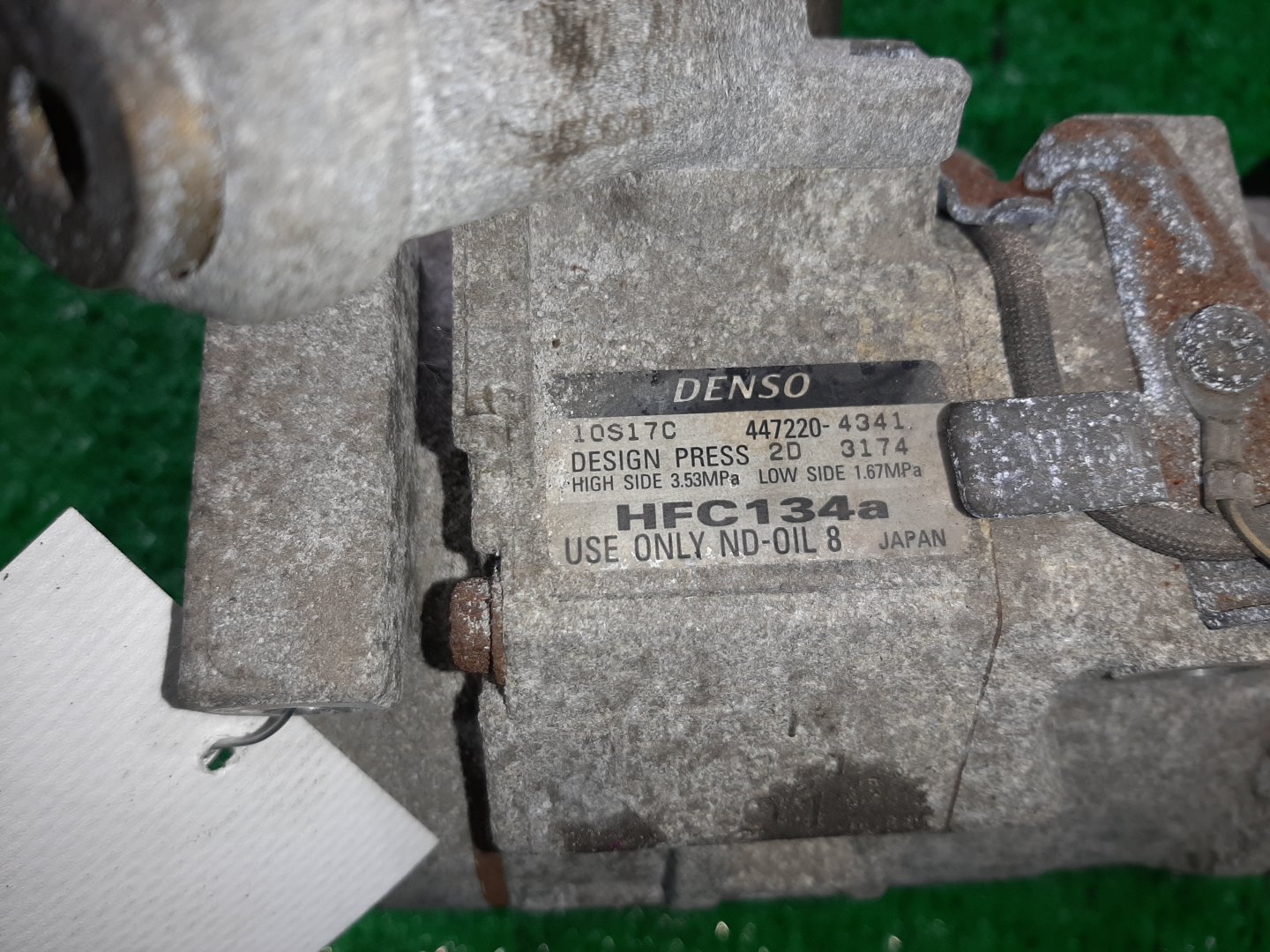 Компрессор кондиционера TOYOTA WINDOM MCV30 1MZ-FE 2 ракурс