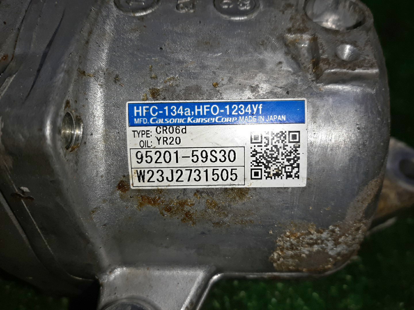 Компрессор кондиционера MAZDA FLAIR CROSSOVER MS52S R06AT 95201-59S30 2 ракурс