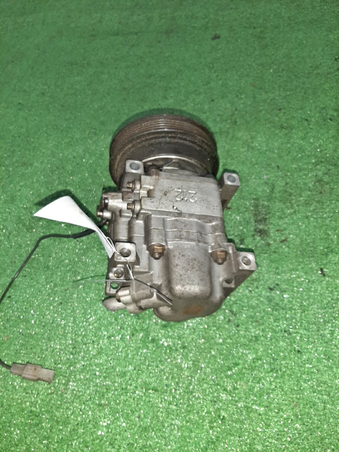 Компрессор кондиционера MAZDA PREMACY CP8W FP-DE H12A1AA4DJ 3 ракурс