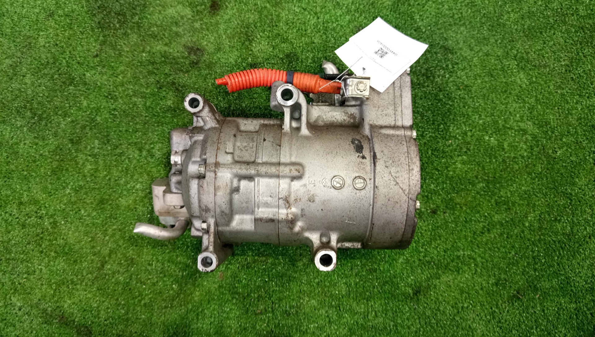 Компрессор кондиционера HONDA JADE FR4 LEB SHS-27M 1 ракурс