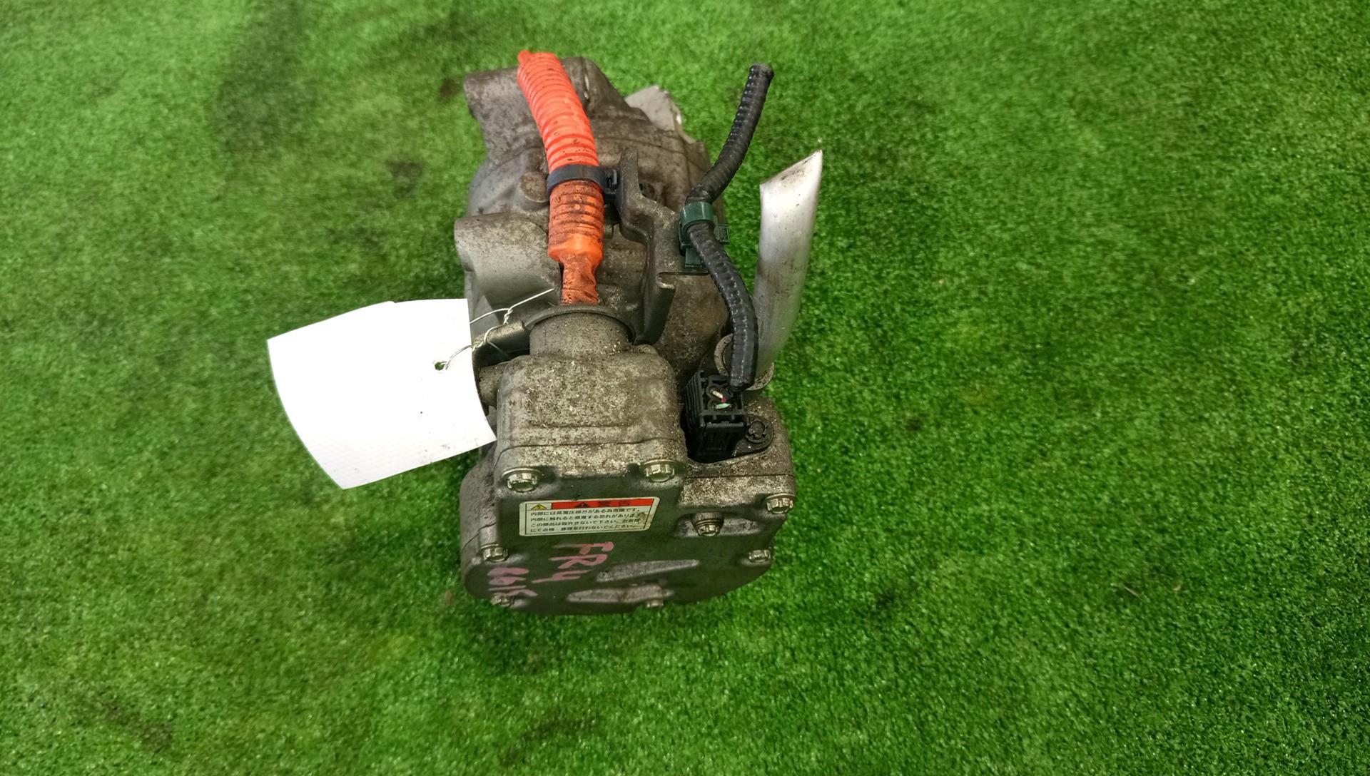 Компрессор кондиционера HONDA JADE FR4 LEB SHS-27M 4 ракурс