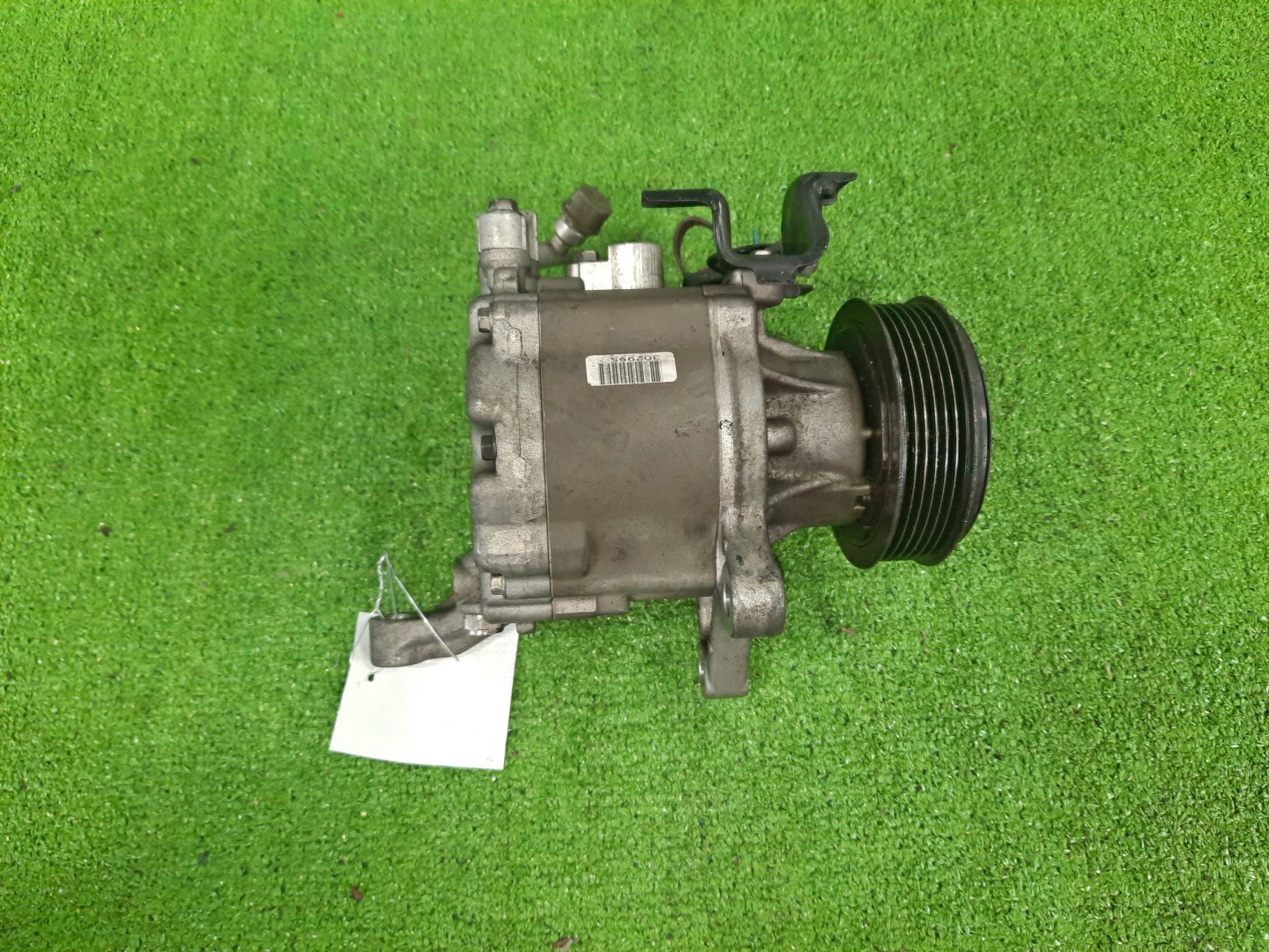 Компрессор кондиционера SUBARU LEGACY BN9 FB25 447280-3280 3 ракурс