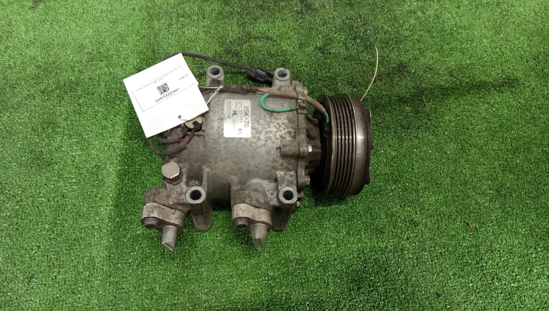 Компрессор кондиционера HONDA FREED SPIKE GB3 L15A HSK-70 2 ракурс