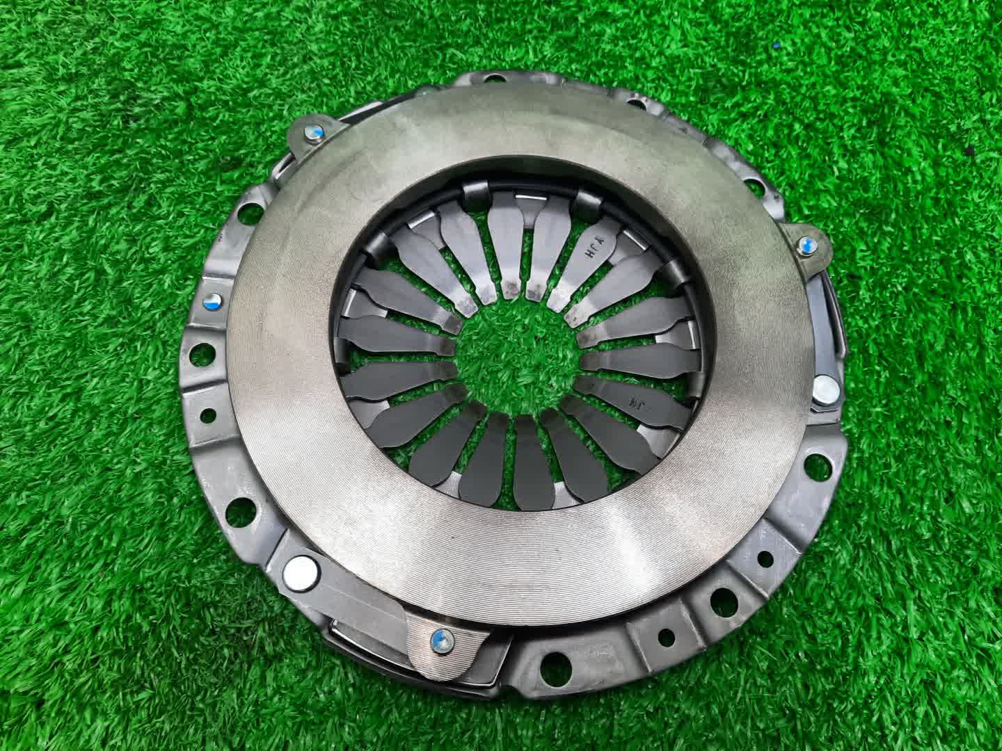 Корзина сцепления SUZUKI JIMNY JB64W R06A 22100-77R00 2 ракурс