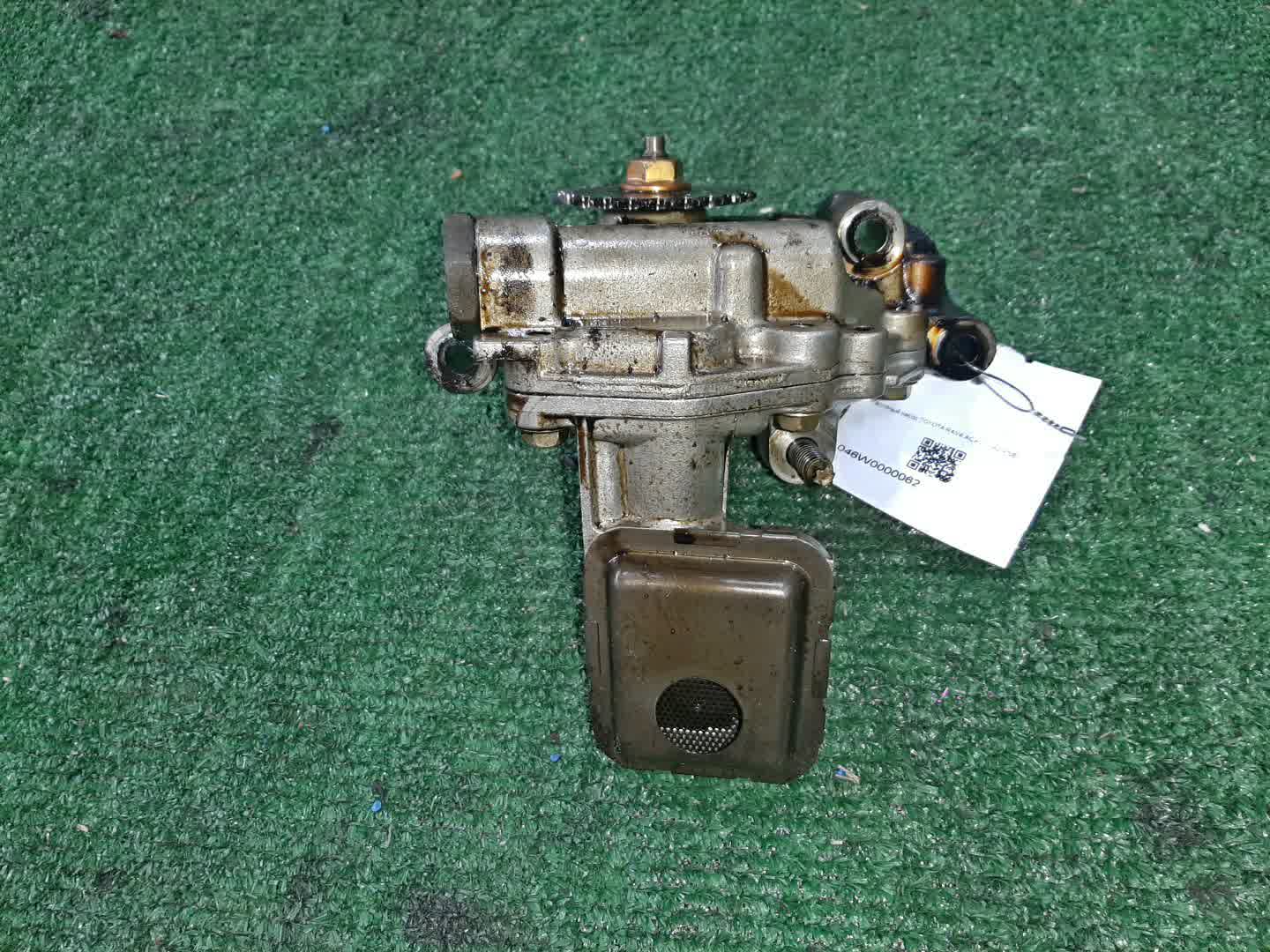 Масляный насос TOYOTA RAV4 ACA21W 1AZ-FSE 2 ракурс