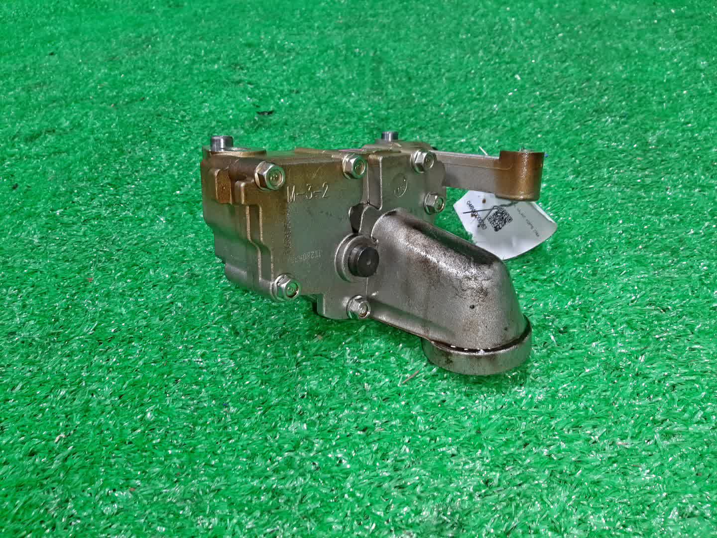 Масляный насос MITSUBISHI GALANT FORTIS CY6A 4J10 1 ракурс