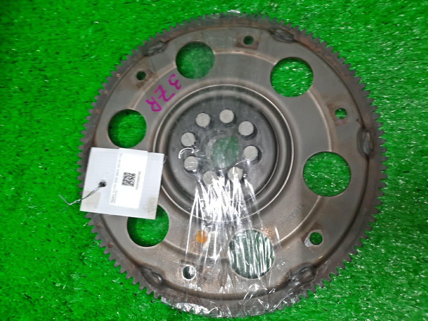 Маховик TOYOTA NOAH ZRR70G 3ZR-FAE 1 ракурс