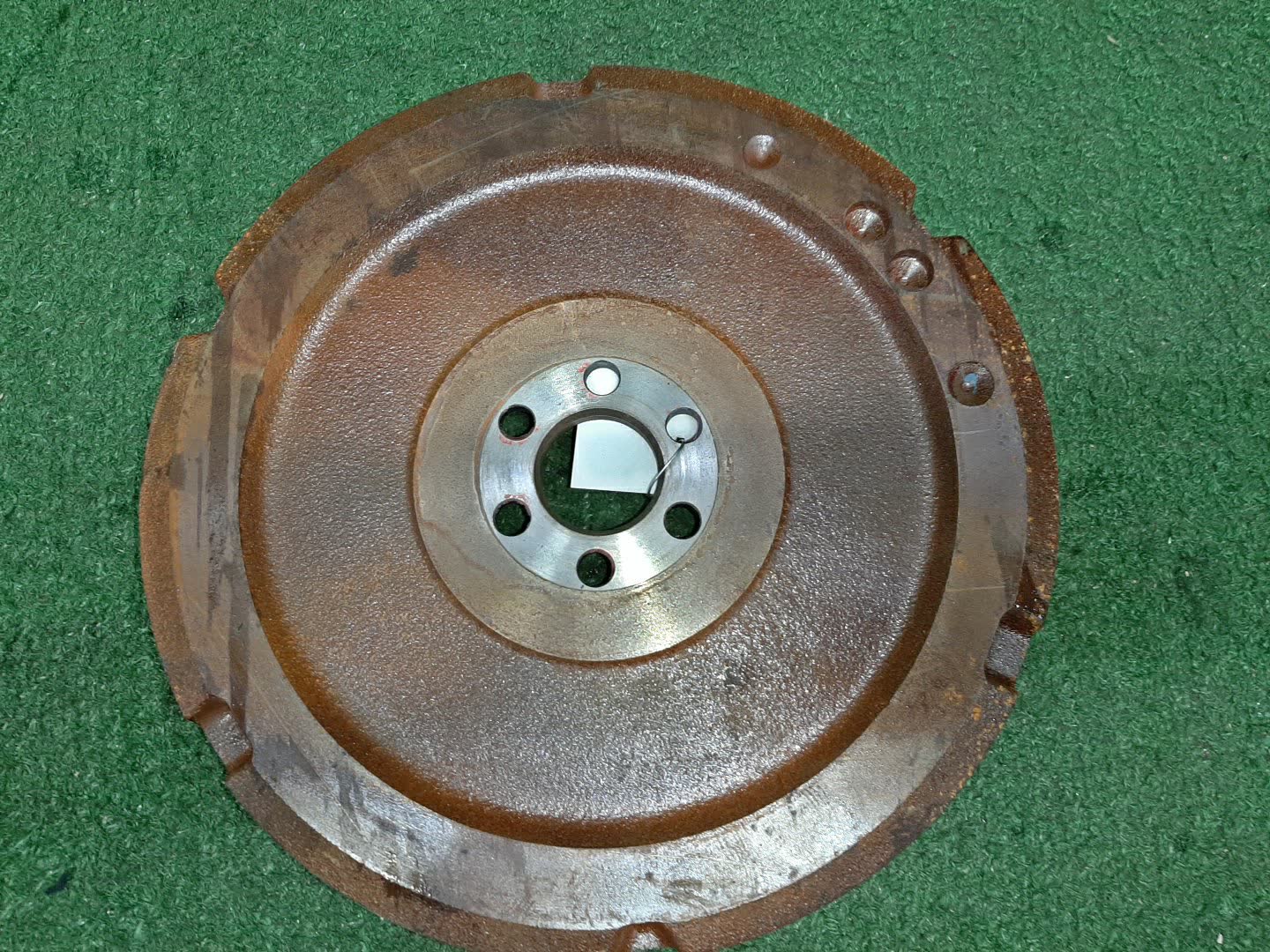 Маховик TOYOTA AQUA NHP10 1NZ-FXE 2 ракурс