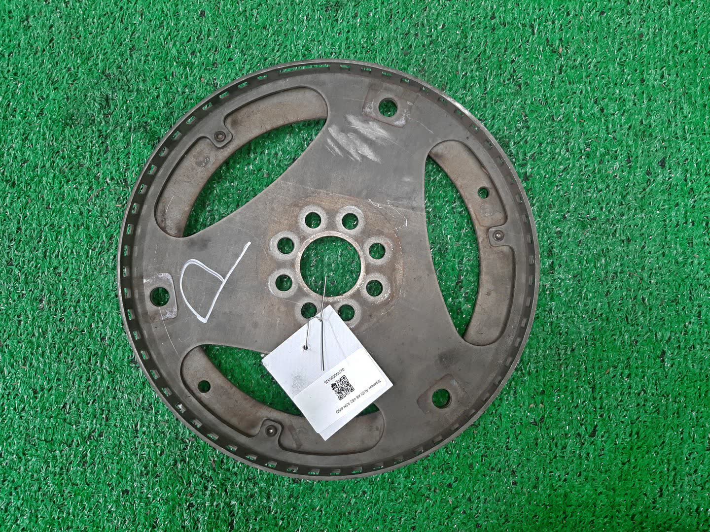 Маховик AUDI A6 4B2 ASN 1 ракурс Маховик AUDI A6 4B2 ASN 1 ракурс