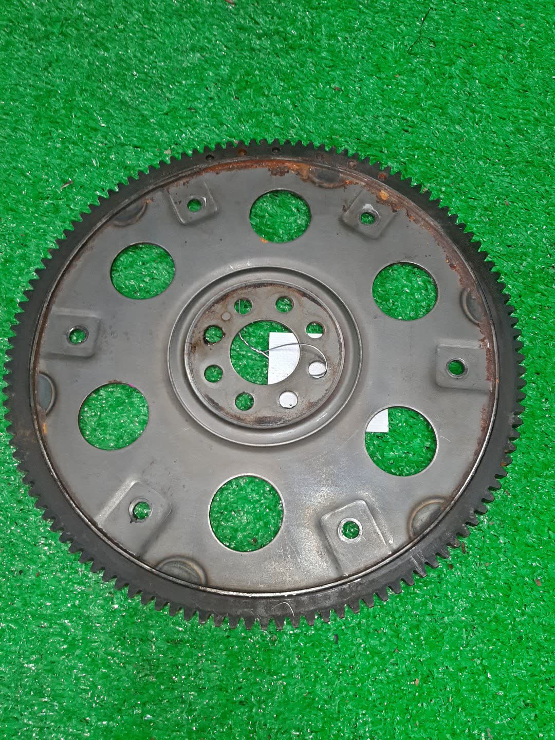 Маховик TOYOTA IPSUM SXM15G 3S-FE 2 ракурс
