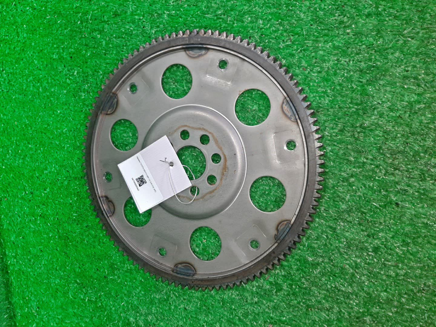 Маховик TOYOTA SIENTA NSP170G 2NR-FKE 1 ракурс
