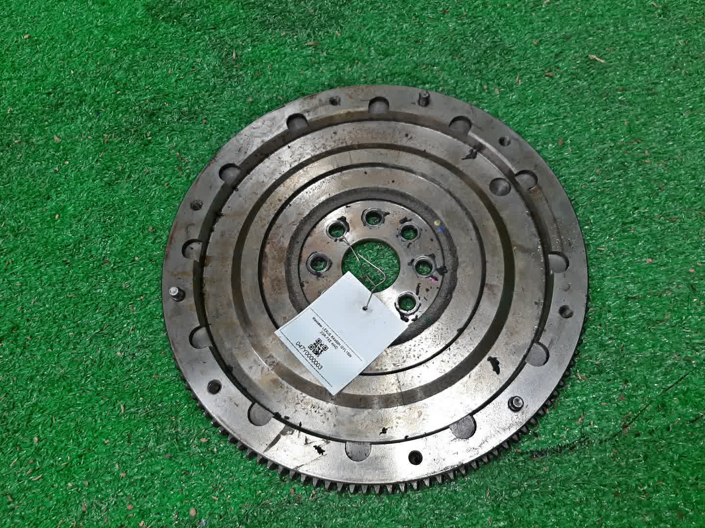 Маховик LEXUS RX450H GYL15W 2GR-FXE 1 ракурс Маховик LEXUS RX450H GYL15W 2GR-FXE 1 ракурс