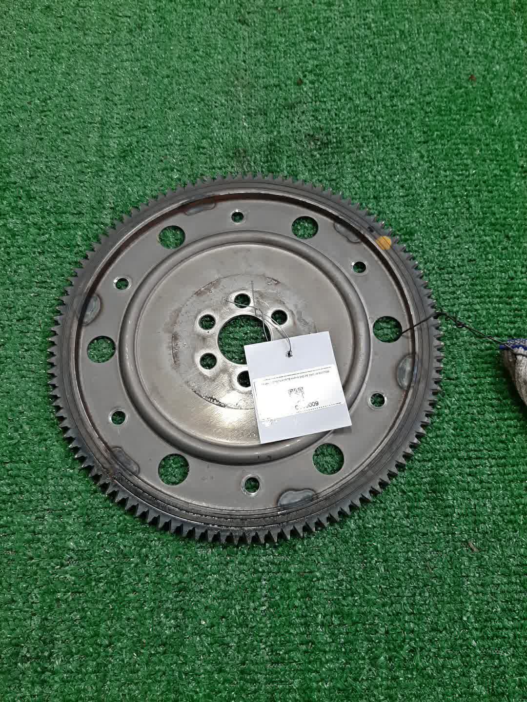 Маховик TOYOTA PORTE NNP10 2NZ-FE 1 ракурс Маховик TOYOTA PORTE NNP10 2NZ-FE 1 ракурс