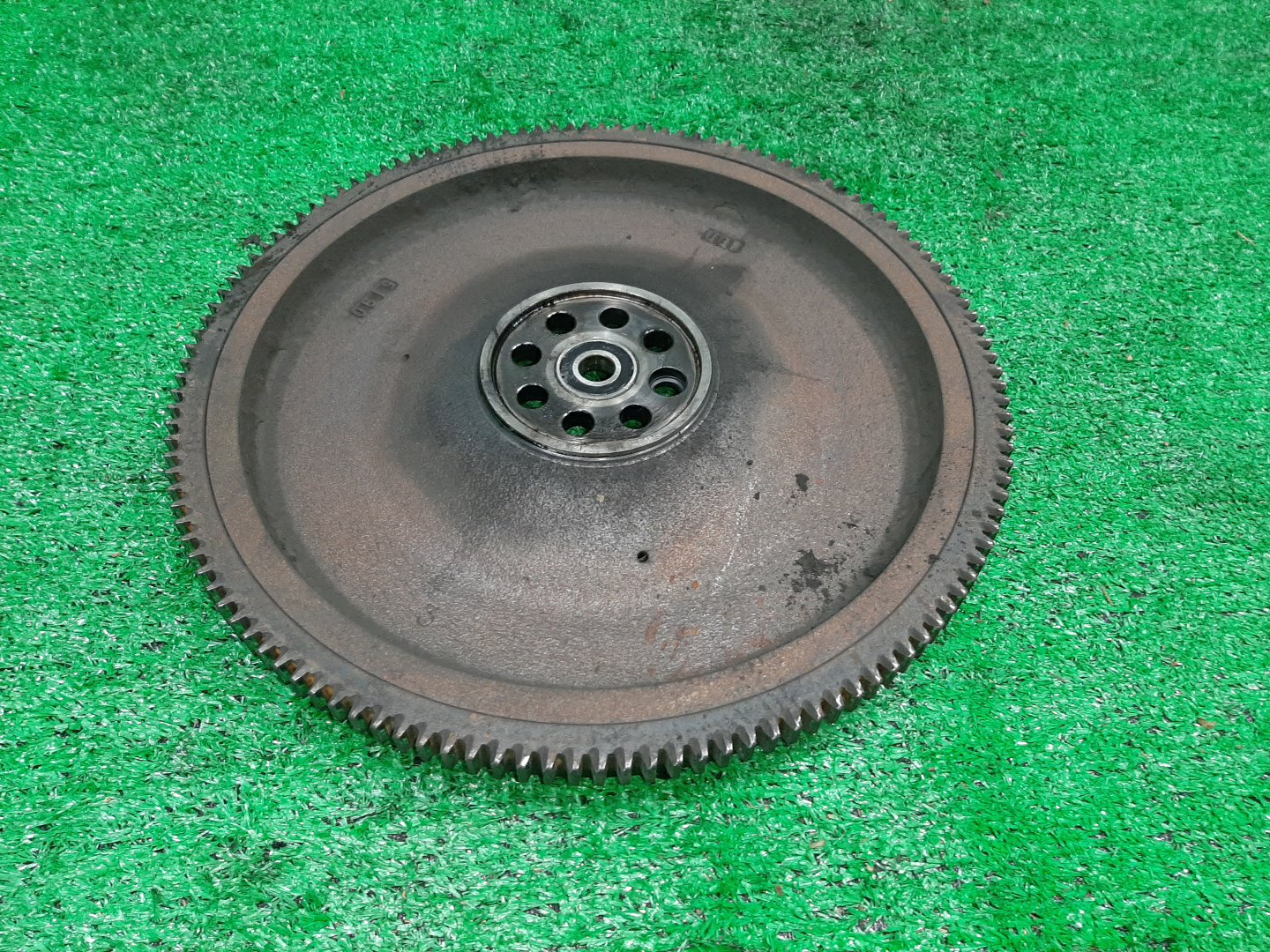 Маховик TOYOTA DYNA XZU620D N04C-T 2 ракурс