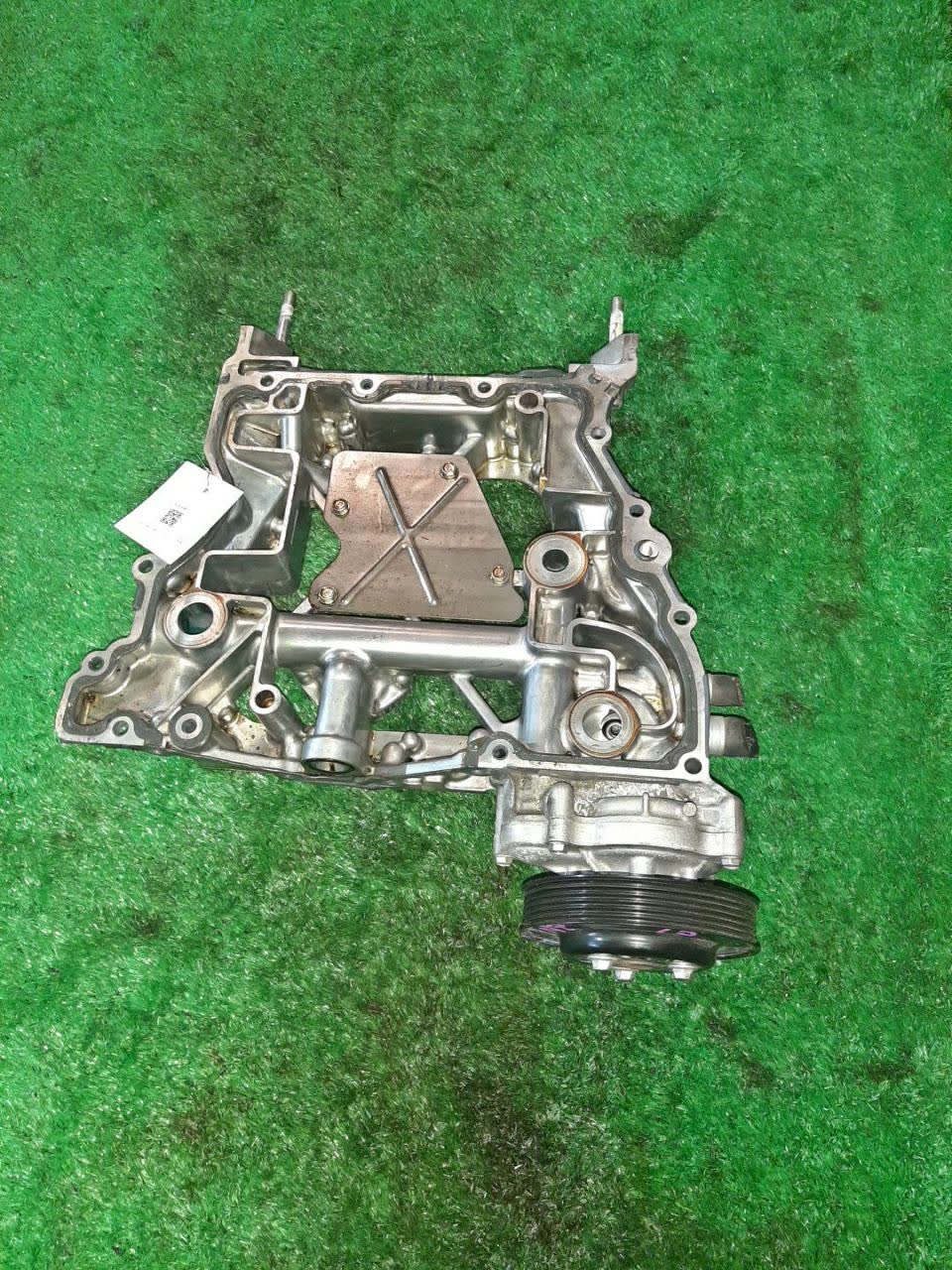 Помпа TOYOTA GT86 ZN6 FA20D 1 ракурс Помпа TOYOTA GT86 ZN6 FA20D 1 ракурс