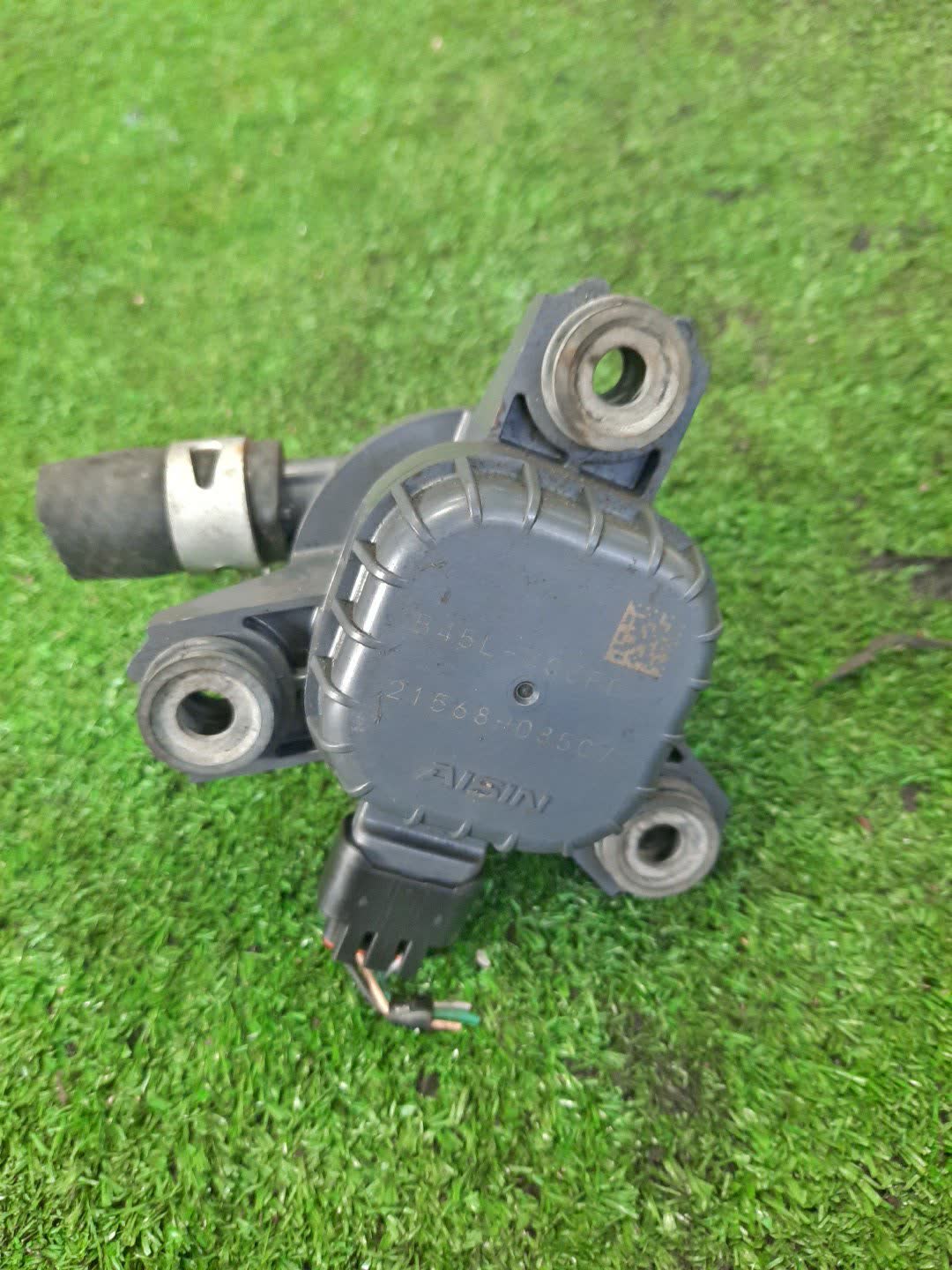 Помпа MAZDA AXELA BYEFP PE-VPH B45L303P0 2 ракурс
