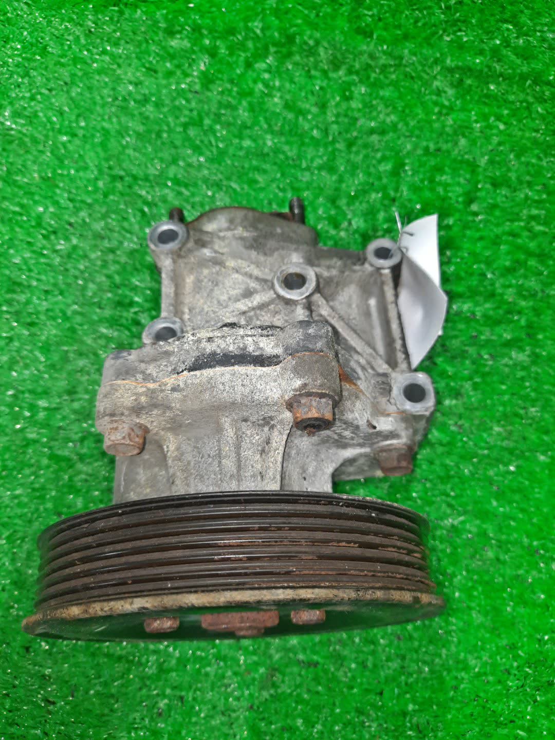 Помпа MITSUBISHI OUTLANDER CW5W 4B12 3 ракурс