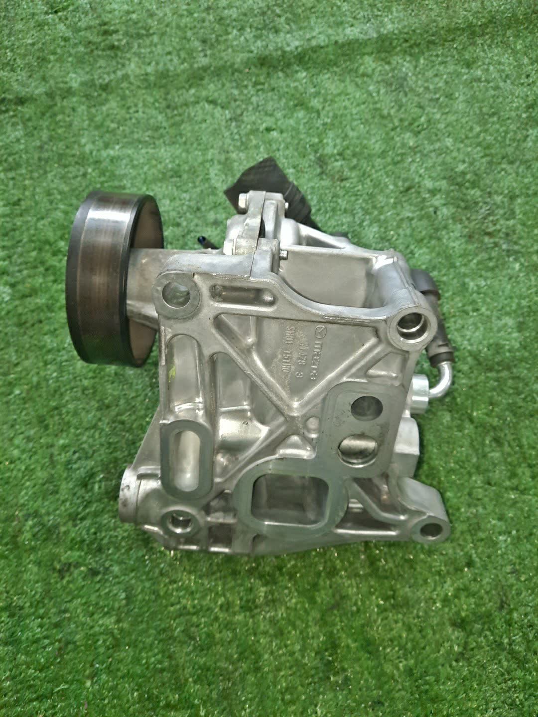 Помпа MAZDA AXELA BM2FS SH-VPTR 3 ракурс
