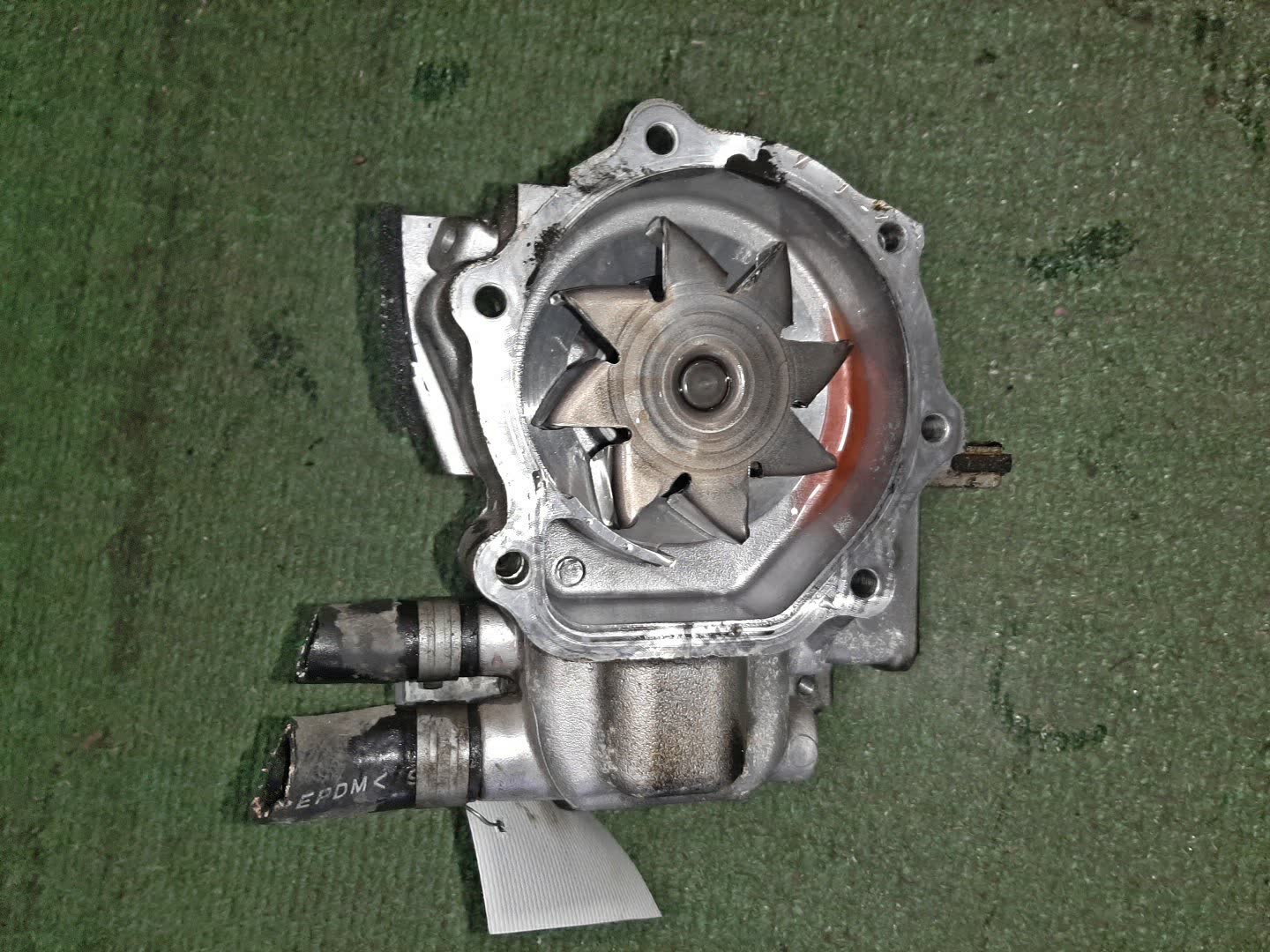 Помпа SUBARU EXIGA YA5 EJ205 1 ракурс
