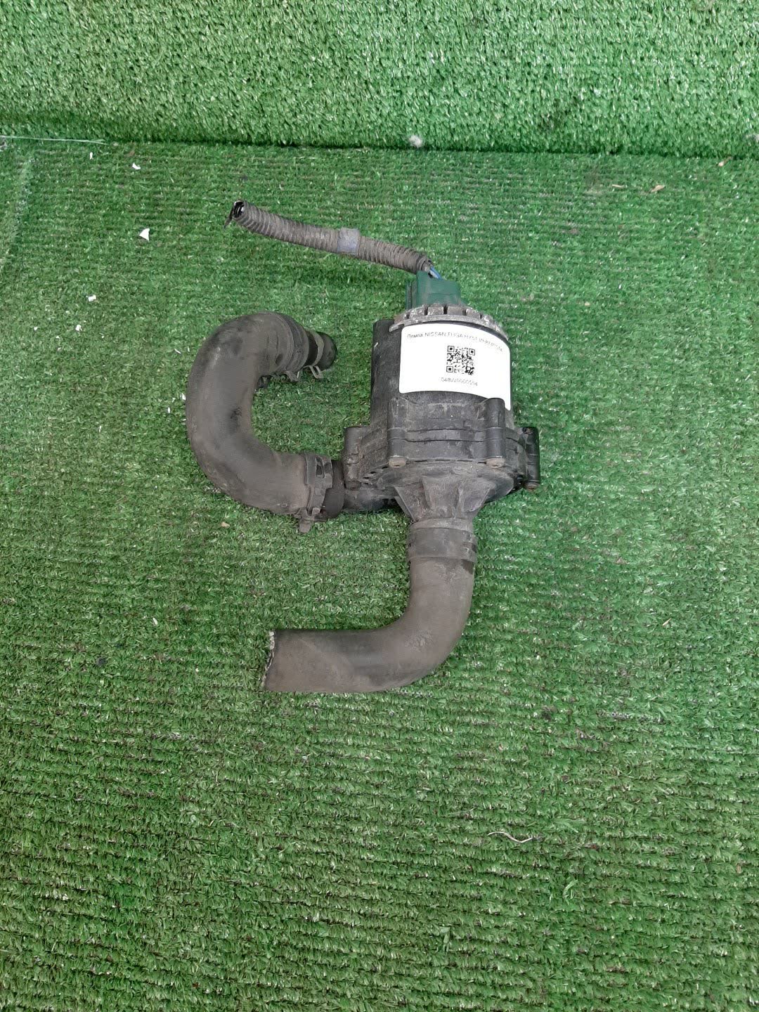 Помпа NISSAN FUGA HY51 1 ракурс Помпа NISSAN FUGA HY51 1 ракурс