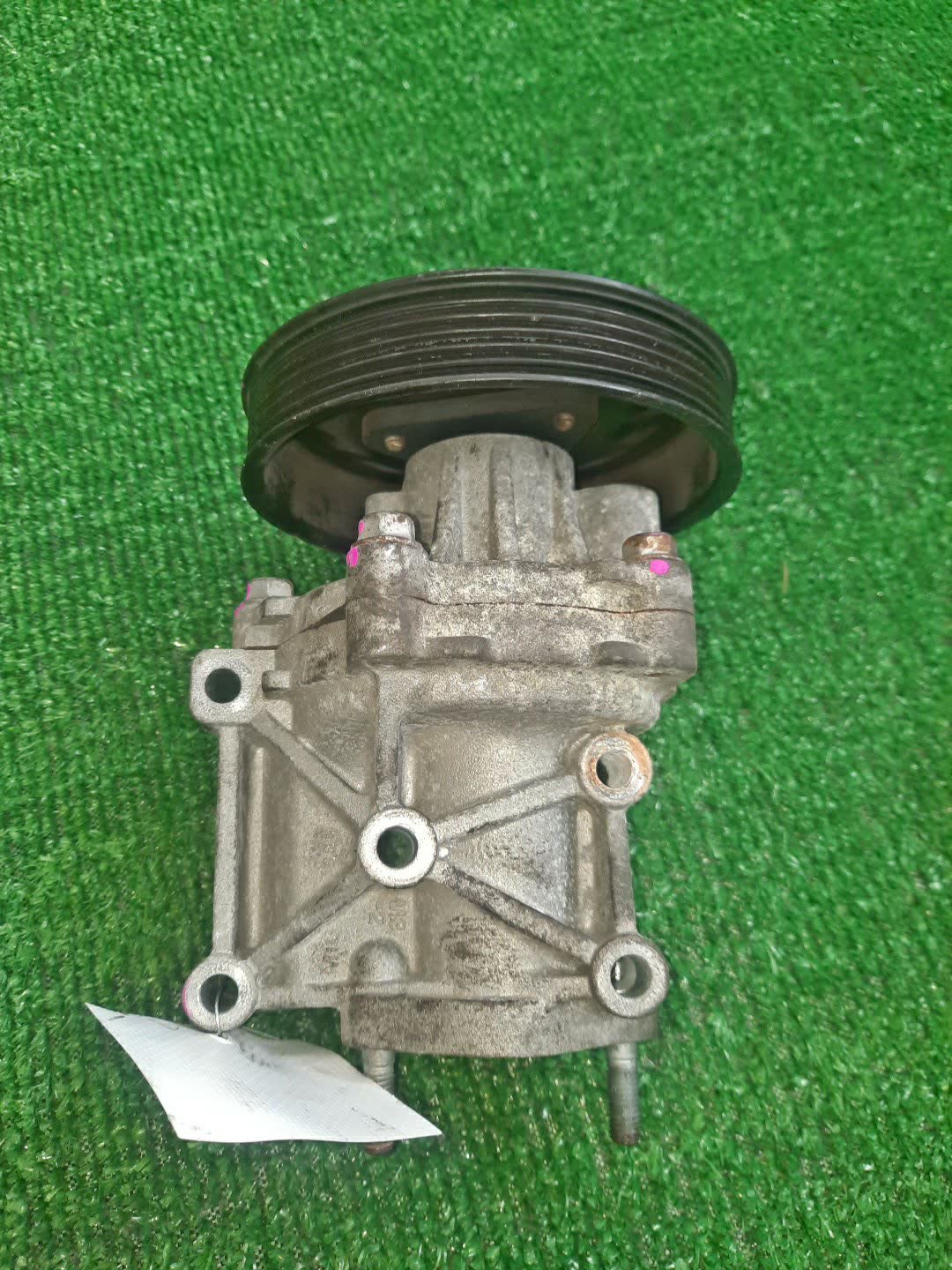 Помпа MITSUBISHI RVR GA3W 4B10 1 ракурс