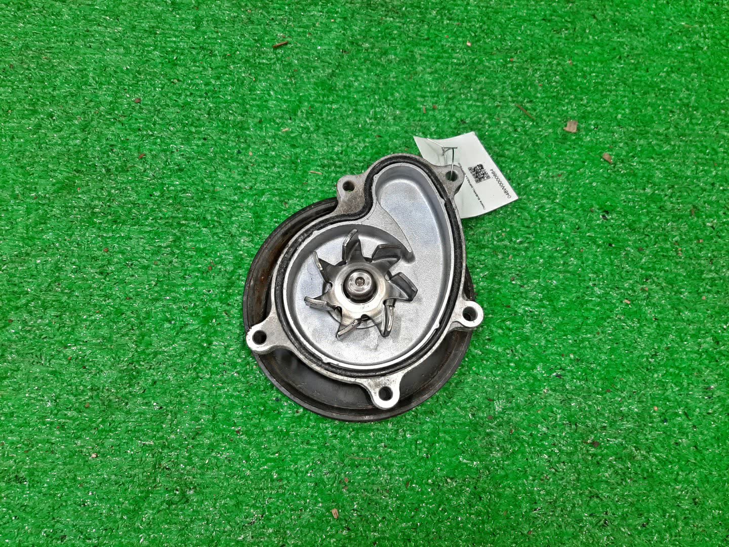 Помпа SUBARU IMPREZA GJ7 FB20 1 ракурс