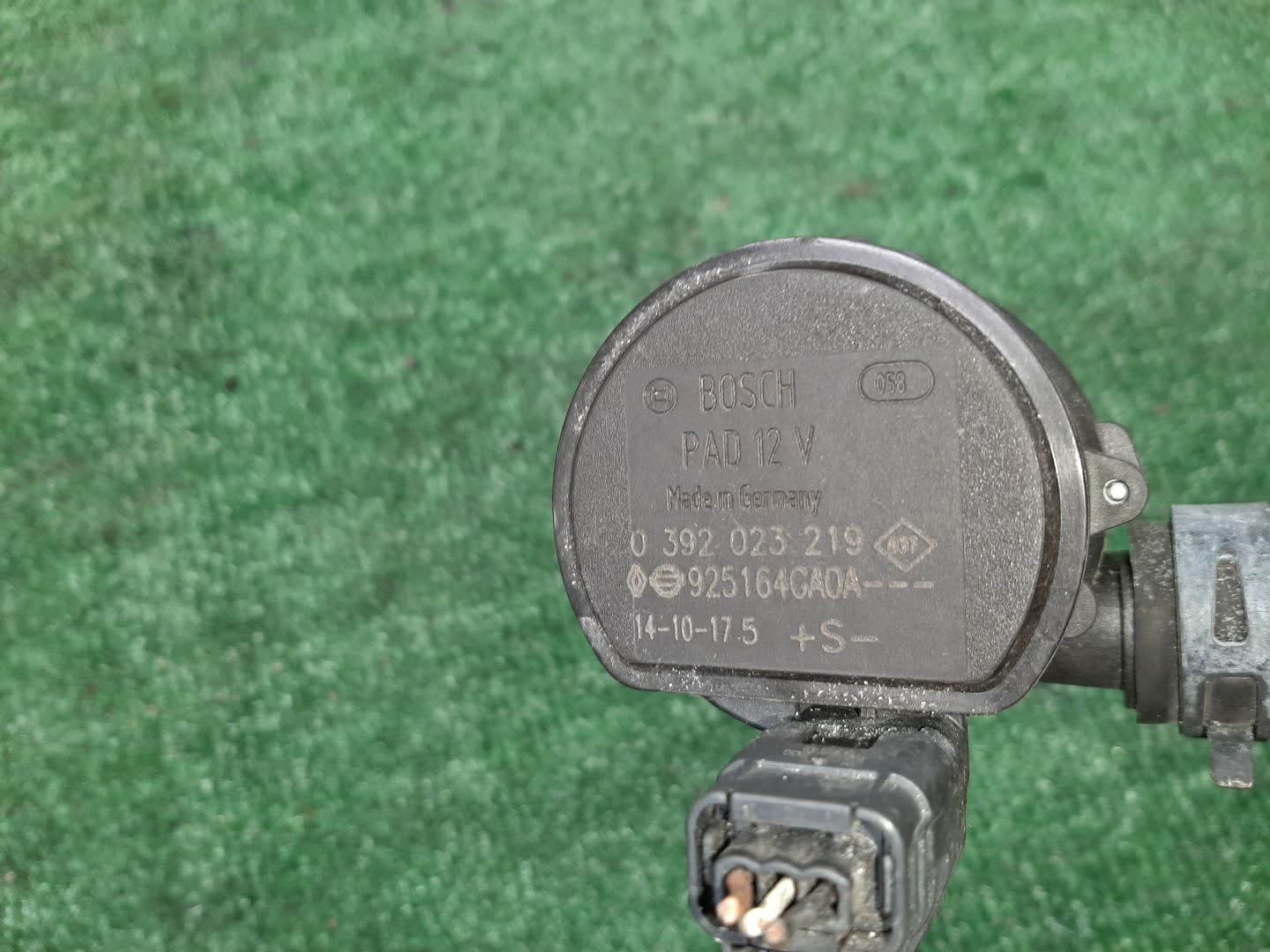 Помпа NISSAN SKYLINE HV37 VQ35HR 92516-4GA0A 3 ракурс