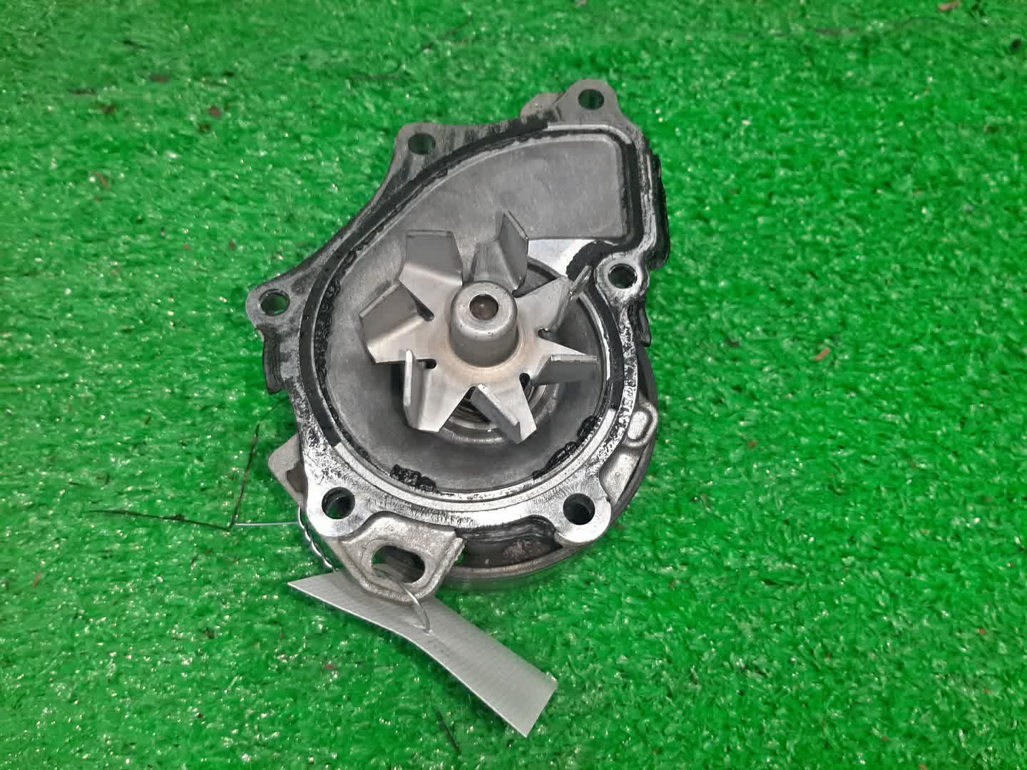 Помпа TOYOTA CAMRY ACV35 2AZ-FE 1 ракурс