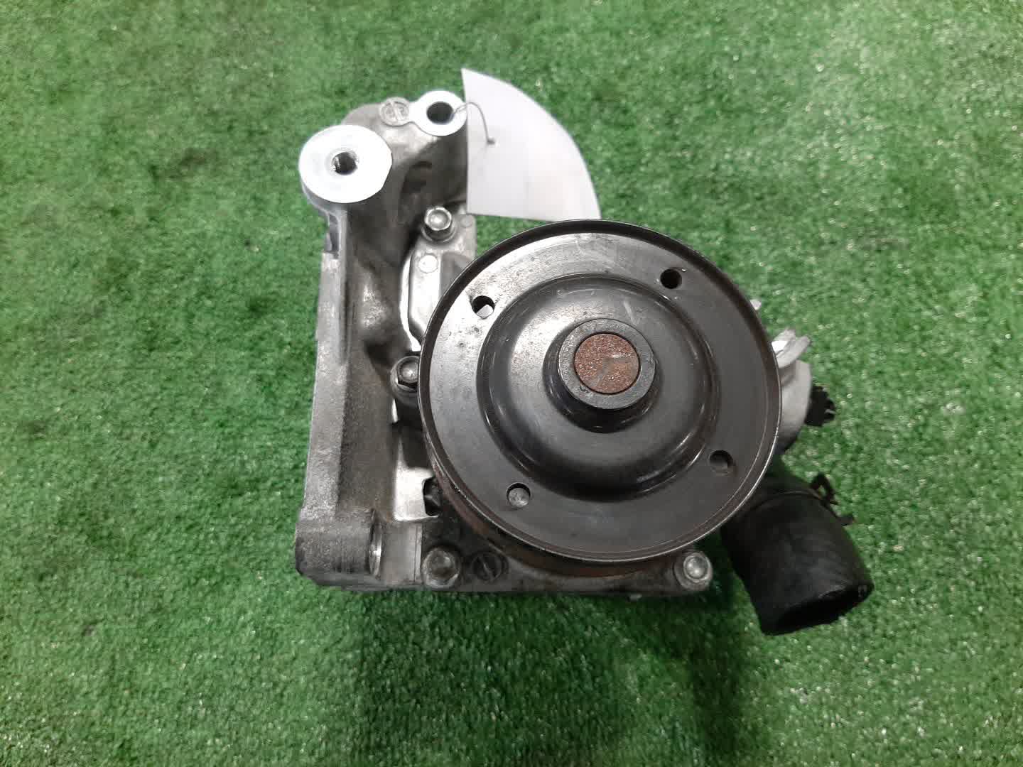 Помпа MAZDA CX-5 KE2FW SH-VPTS 3 ракурс