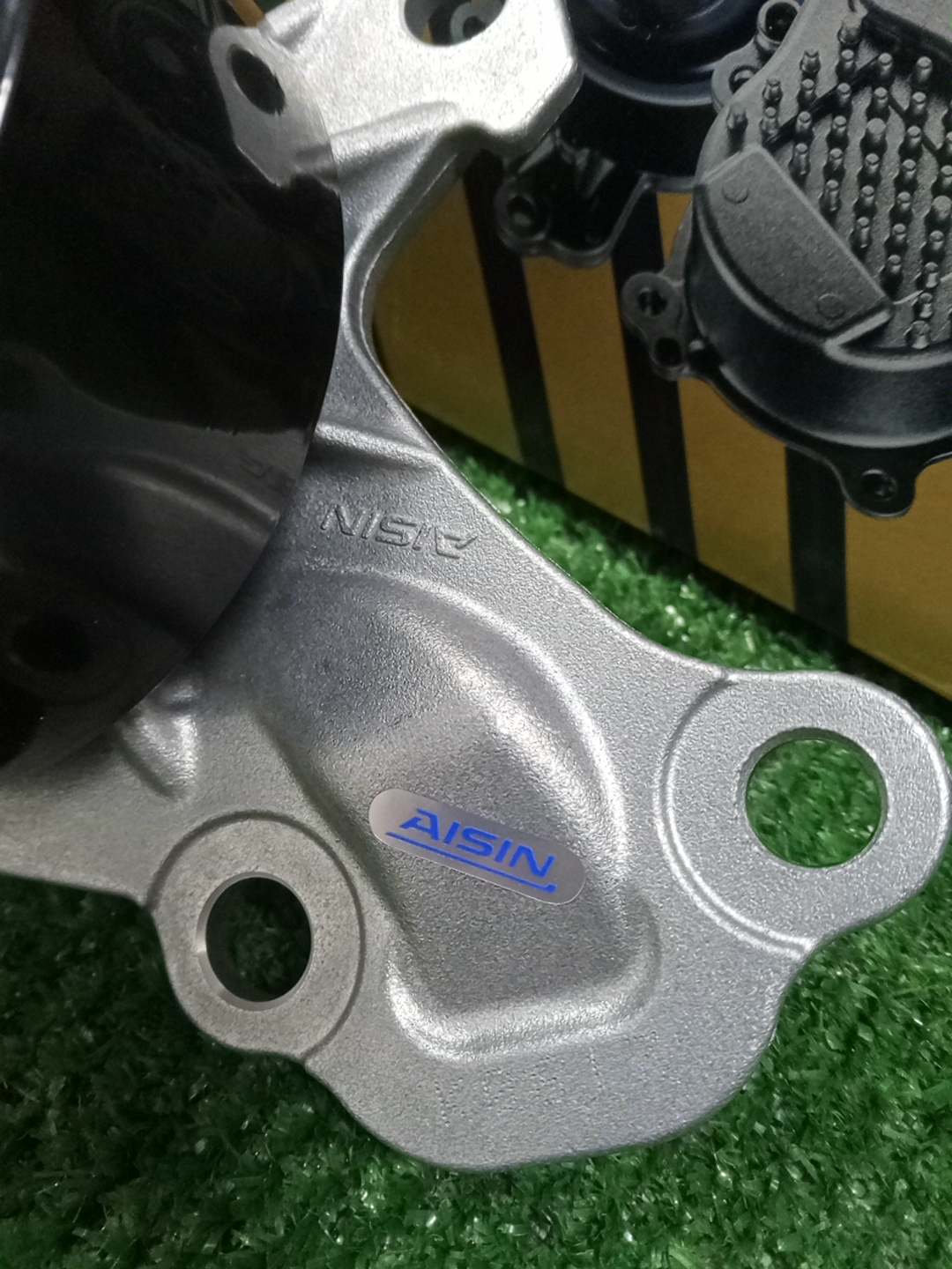 Помпа TOYOTA RAIZE A210A 1KR-VET WPT-204 2 ракурс Помпа TOYOTA RAIZE A210A 1KR-VET WPT-204 2 ракурс