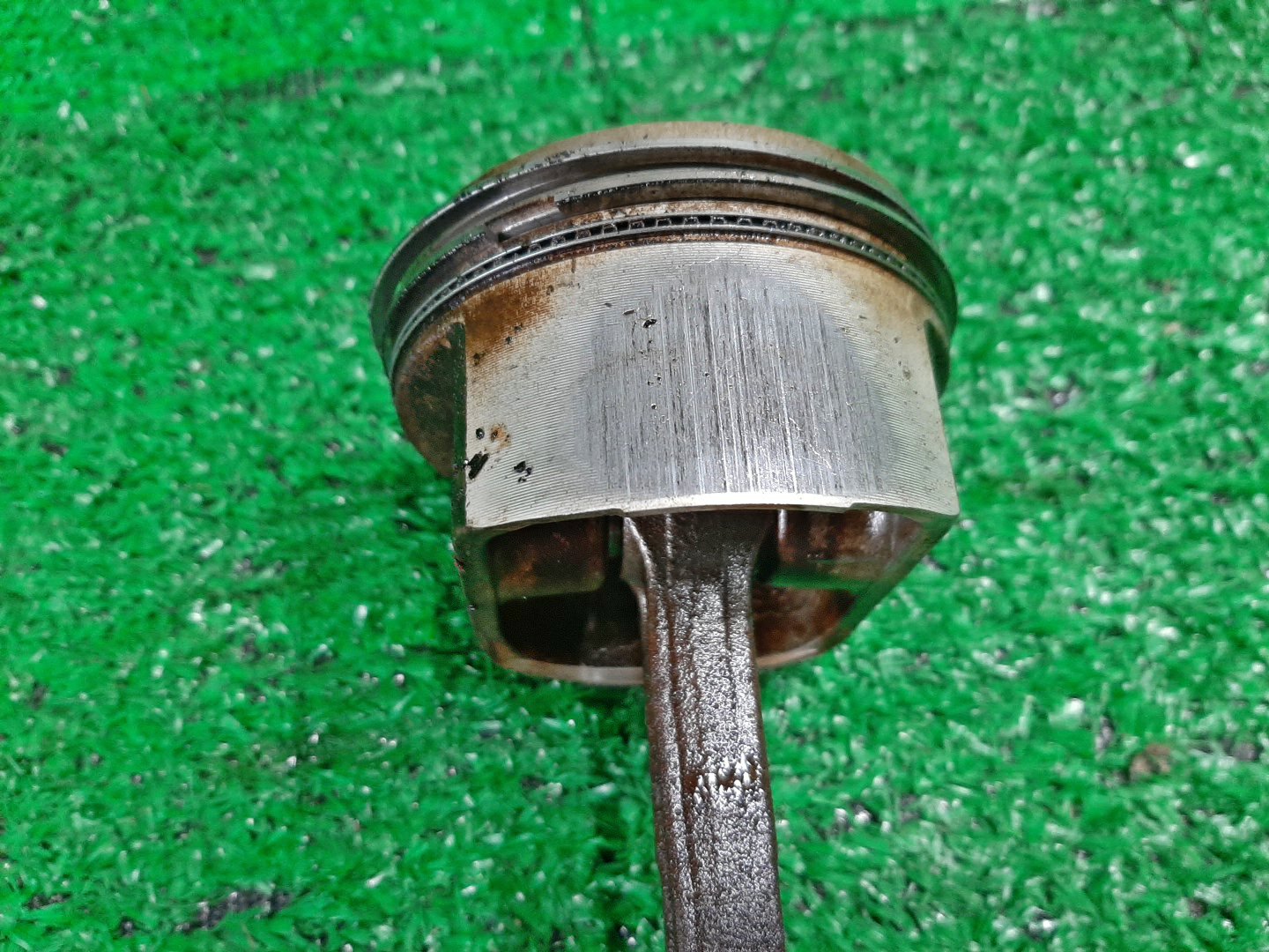 Поршень DAIHATSU TERIOS, CAMI J102G, J122G, J102E, J122E K3-VE 3 ракурс