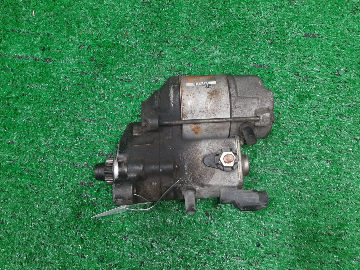 Стартер TOYOTA GRANVIA VCH10W 5VZ-FE 28100-62050 1 ракурс