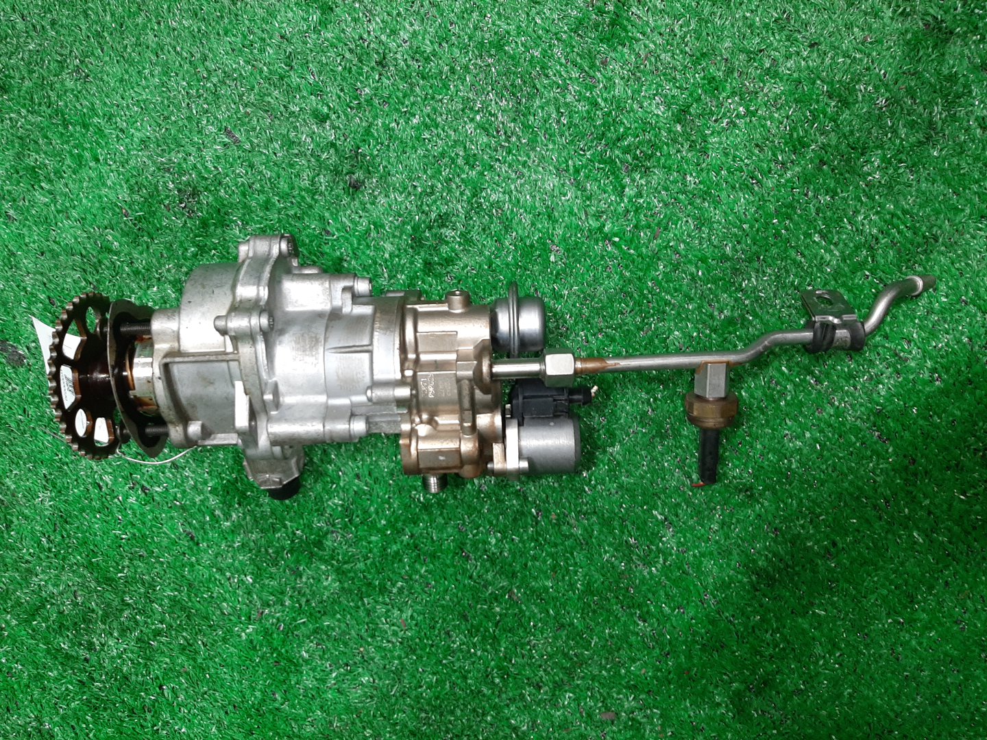 Тнвд BMW 5-Series Gran Turismo F07 N55B30A 32071090629 1 ракурс