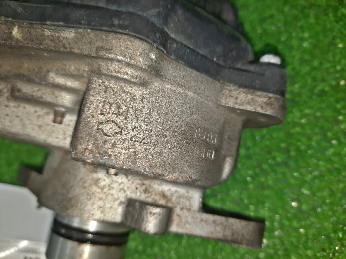 Трамблер NISSAN MARCH K11 CG10DE 22100-72B00 3 ракурс