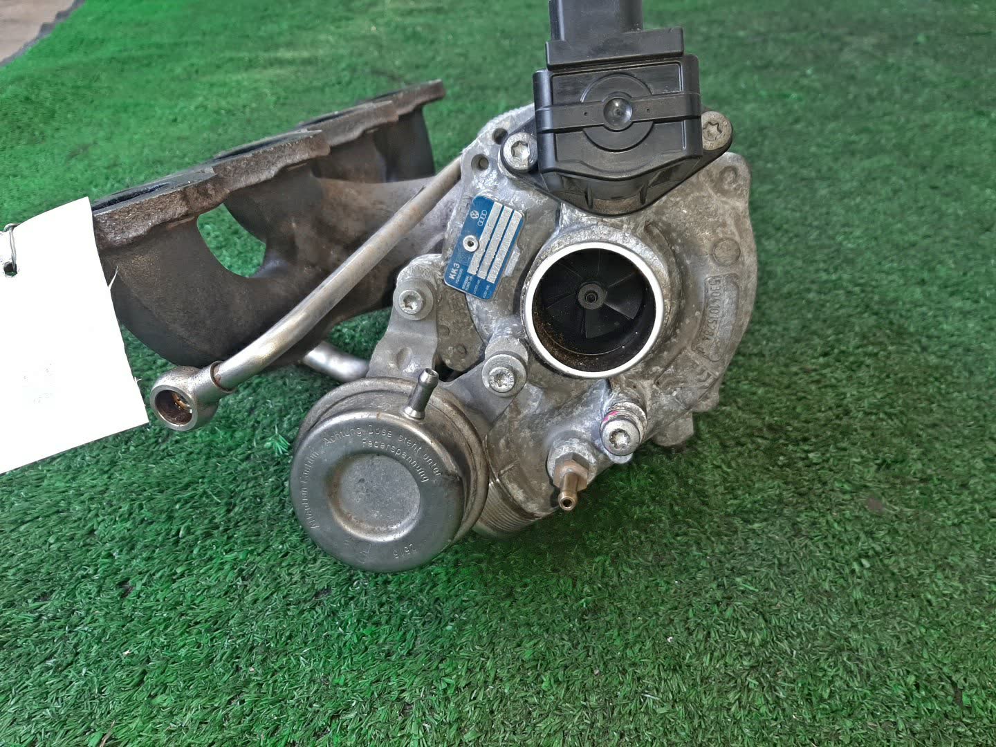 Турбина VOLKSWAGEN GOLF 1K5 CAVD 03C145701T 3 ракурс