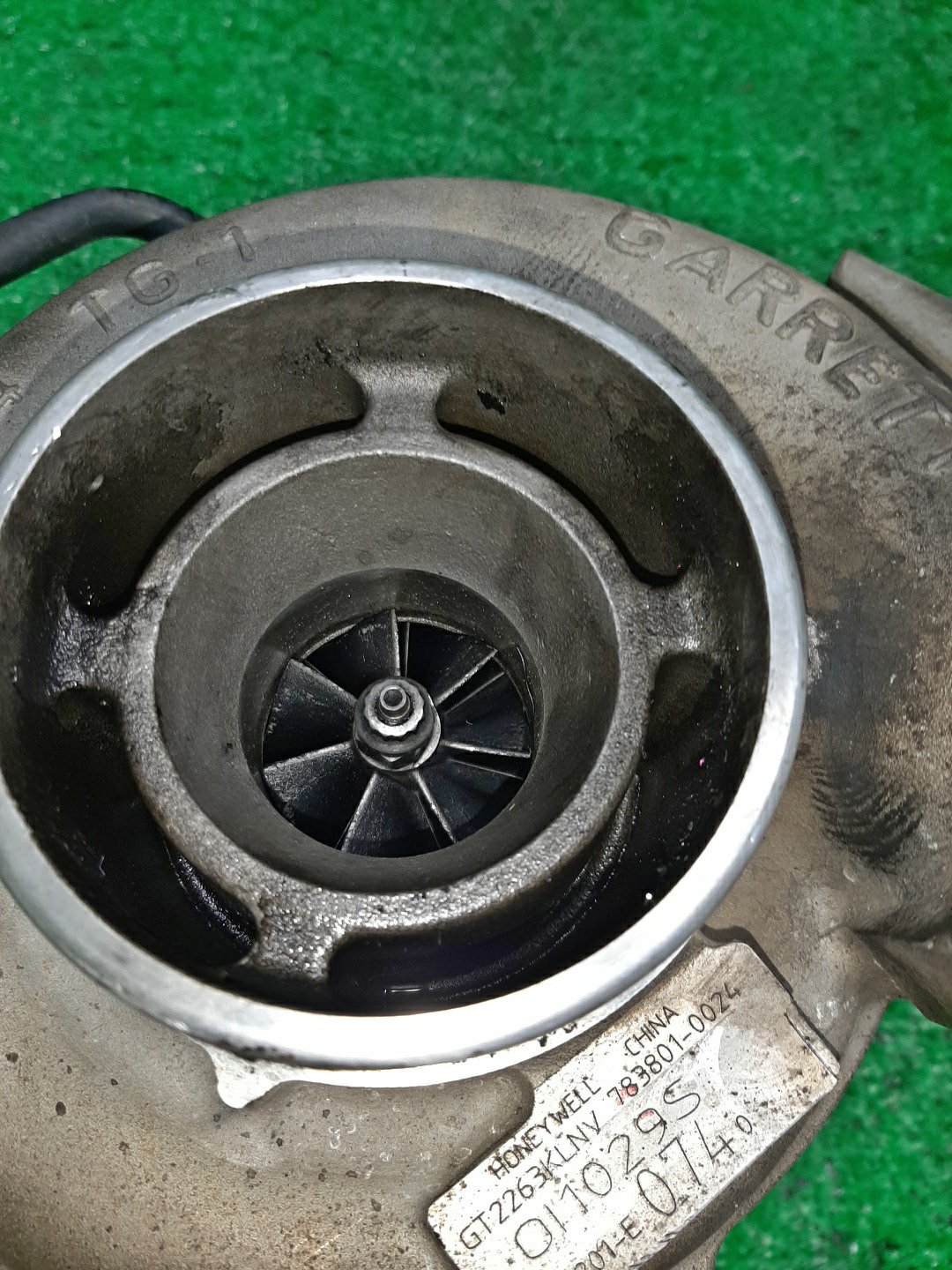 Турбина TOYOTA DYNA XZU620D N04C-T GT2263KLNV 5 ракурс