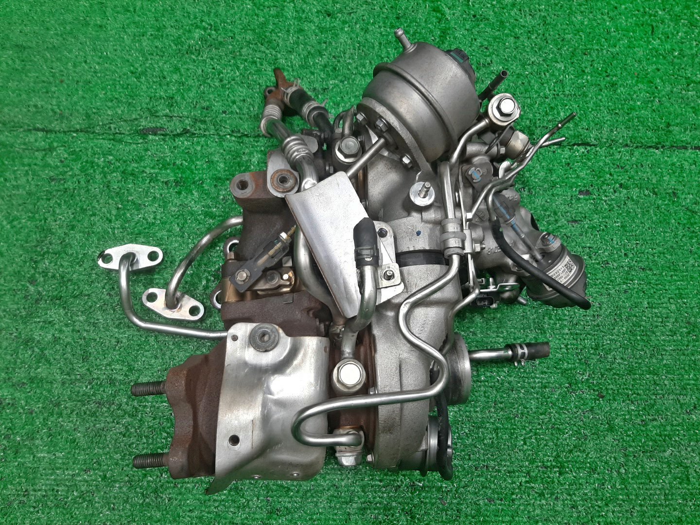 Турбина MAZDA ATENZA GJ2FP SH-VPTR SH01-13700 1 ракурс