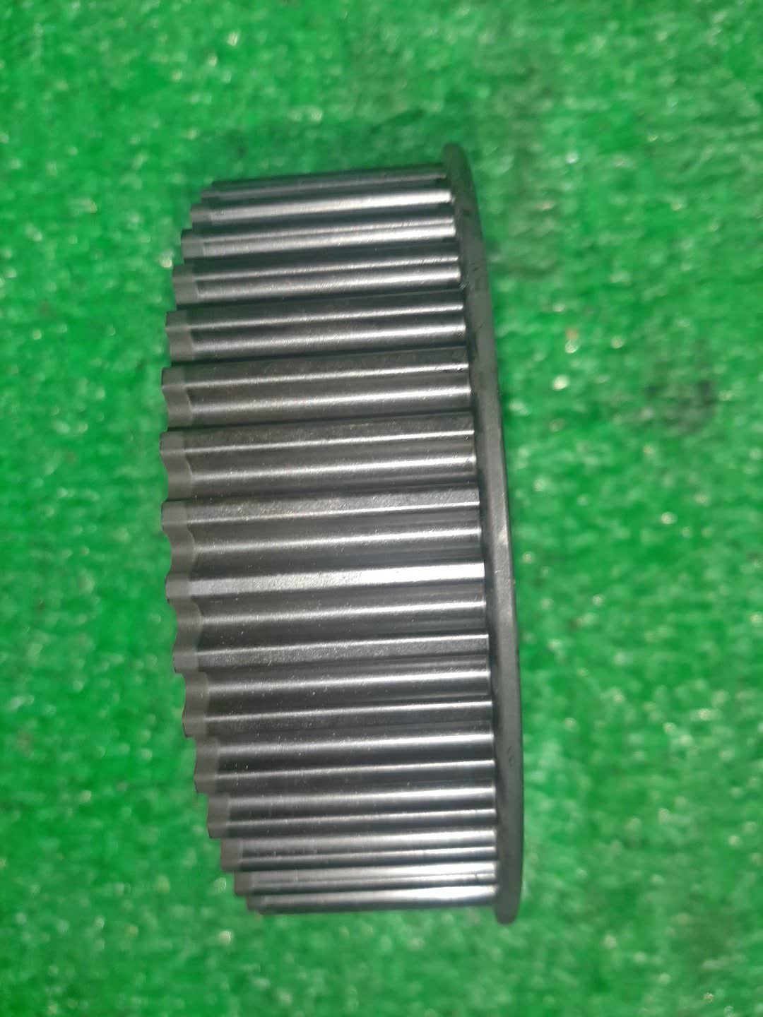 Шкив левый SUBARU LEGACY BP5 EJ204 2 ракурс