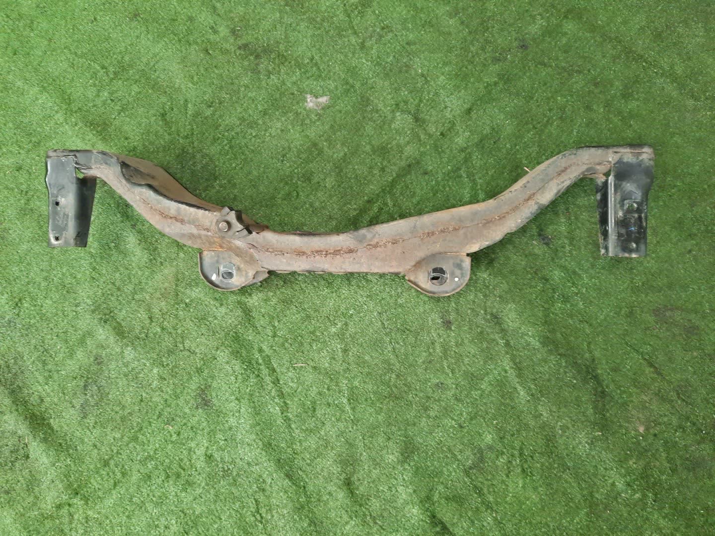 Балка задняя MITSUBISHI AIRTREK CU4W 4G64 2719 3 ракурс