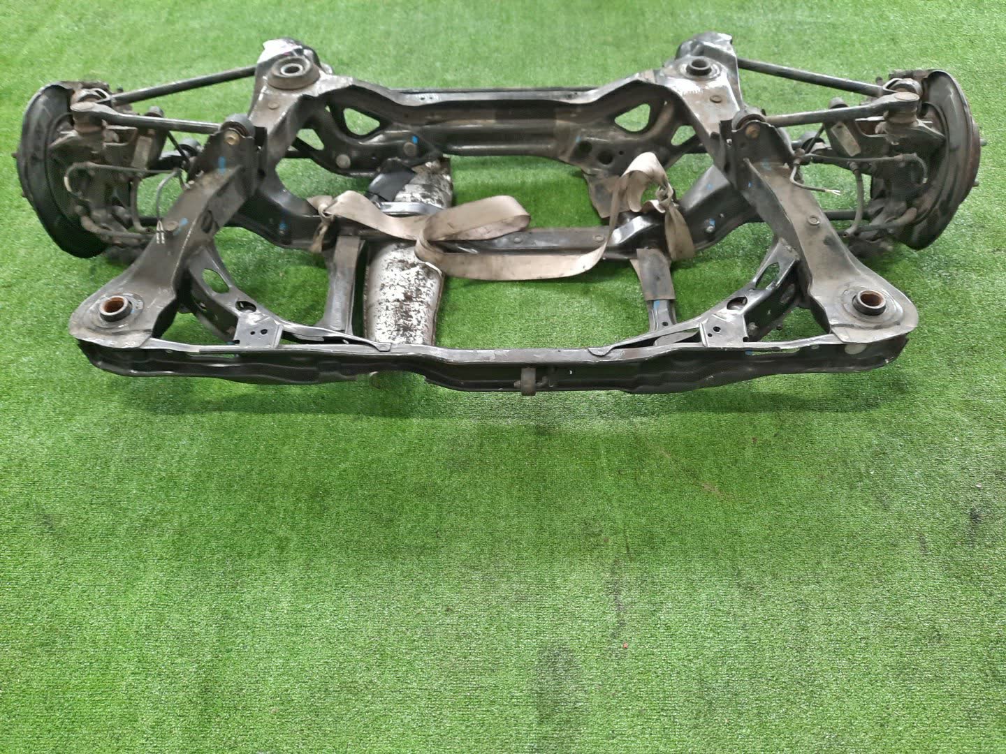 Балка задняя HONDA AVANCIER TA1 F23A 4026 1 ракурс